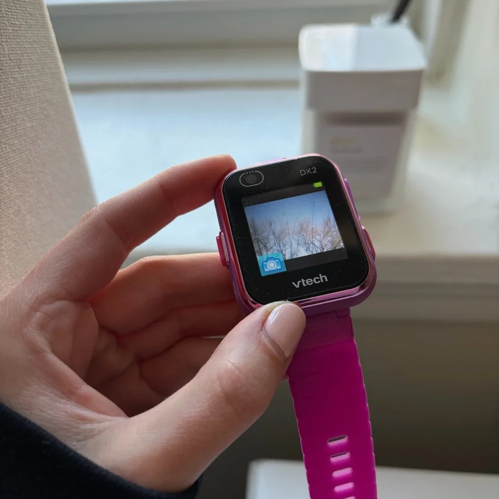 VTech Zoom Kidizoom Touch Screen Smartwatch Pink Camera Games Working Condition